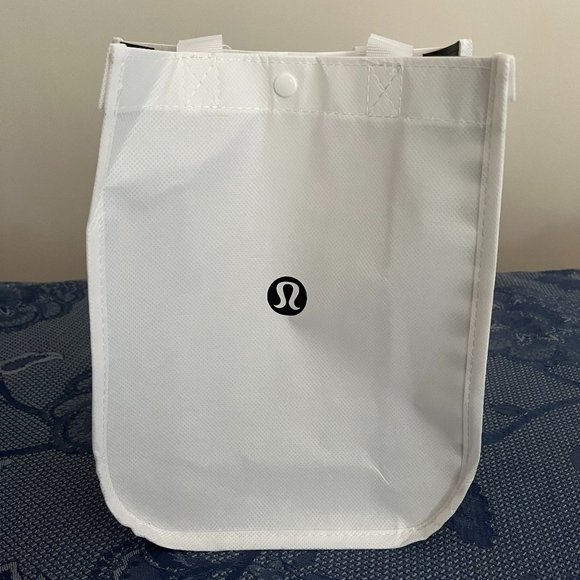 Lululemon white & black small reusable tote bag - Picture 3 of 6
